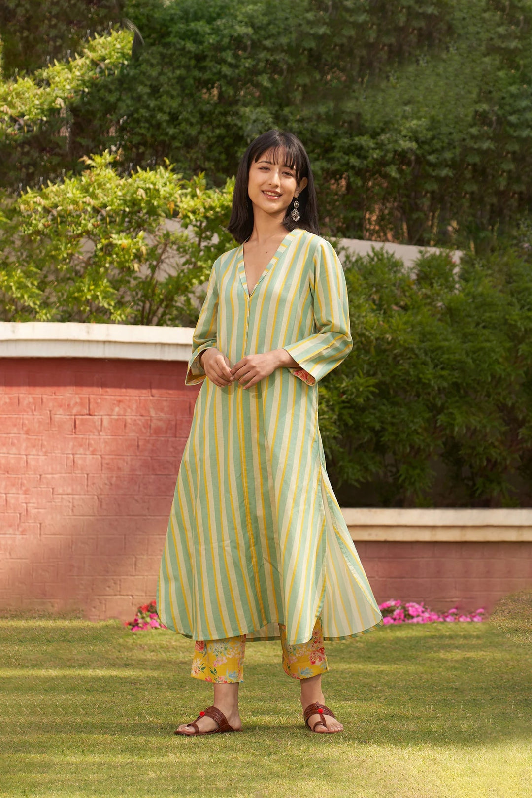 Iris Linen
