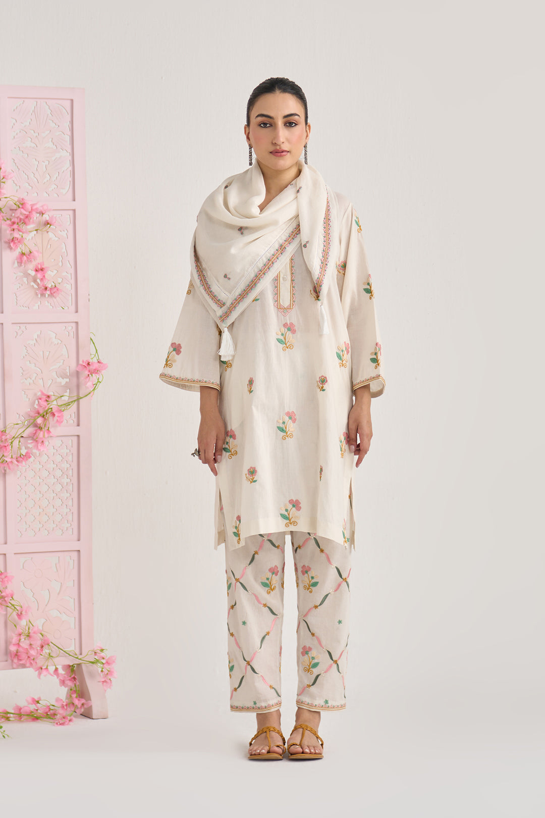 Chikankari summer 26" kora Bell sleeves kurta with jall embroidered salwar and scarf ( set of 3)