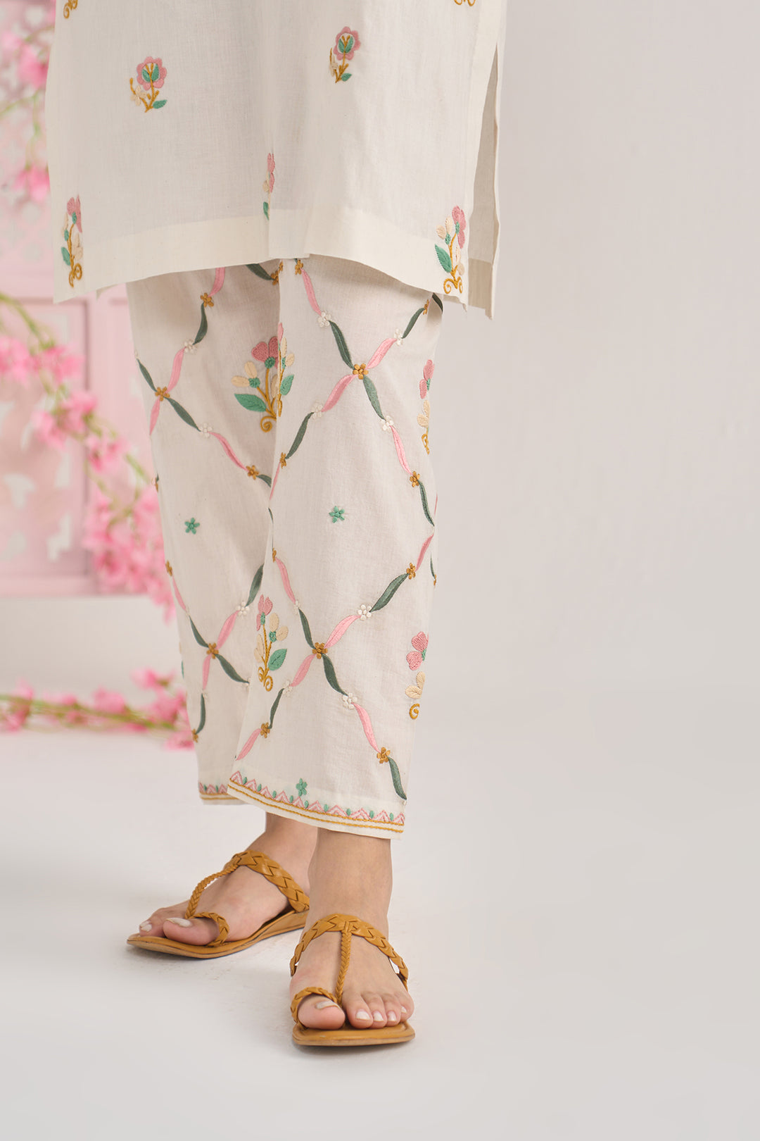 Chikankari summer 26" kora Bell sleeves kurta with jall embroidered salwar and scarf ( set of 3)