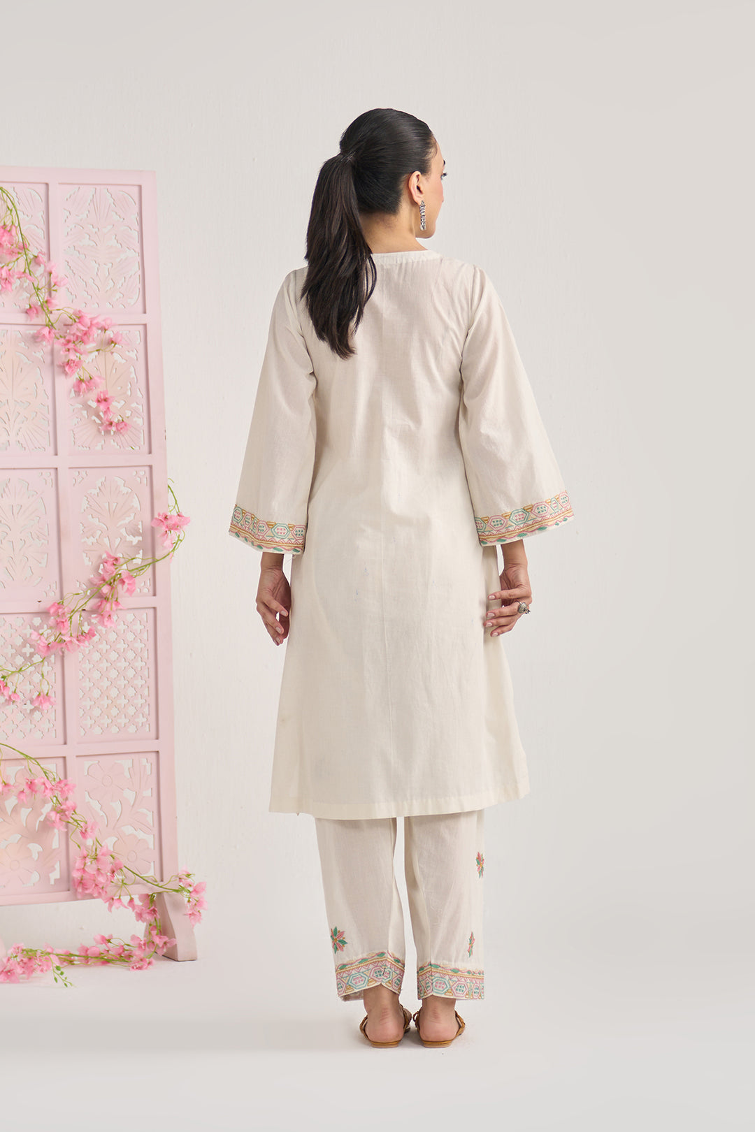 Chikankari summer 26" kora pintuck kurta with salwar ( set of 2)
