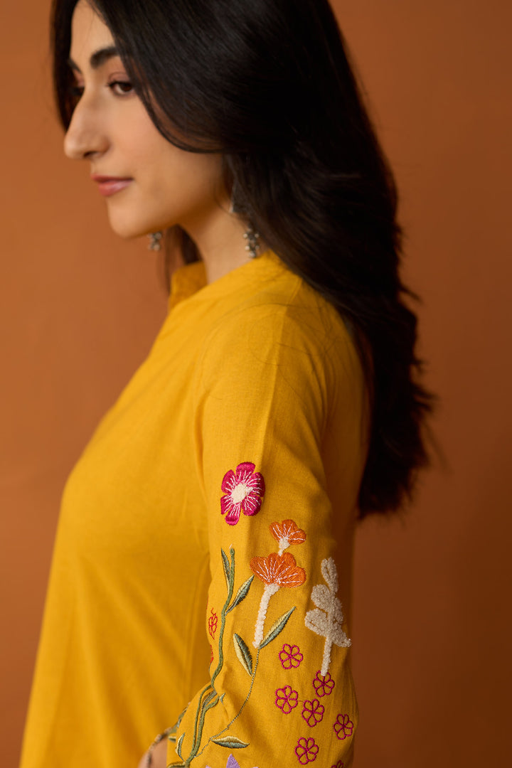 Handcrafted Chikankari Mustard co ored set