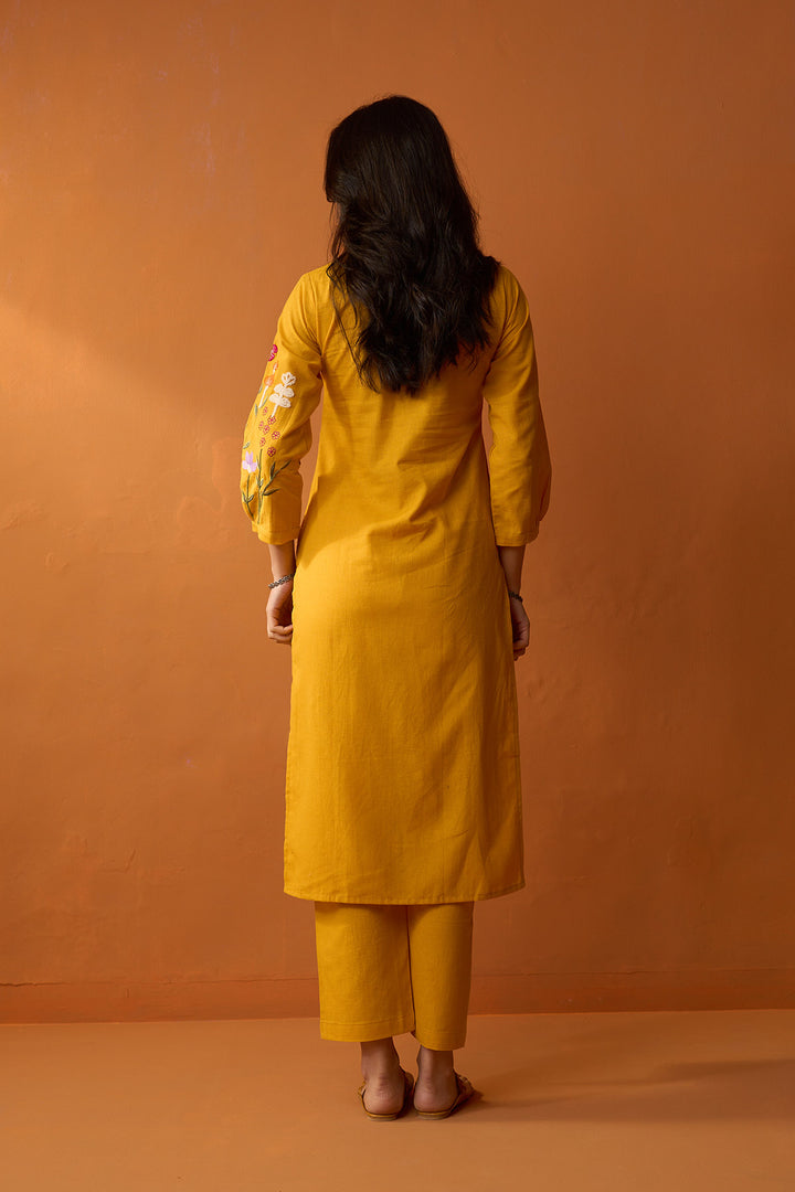 Handcrafted Chikankari Mustard co ored set