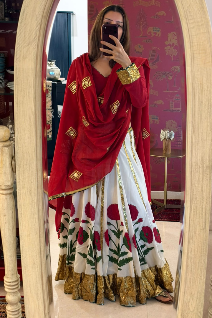 Boota Haseena ghagra set (Set of 3)