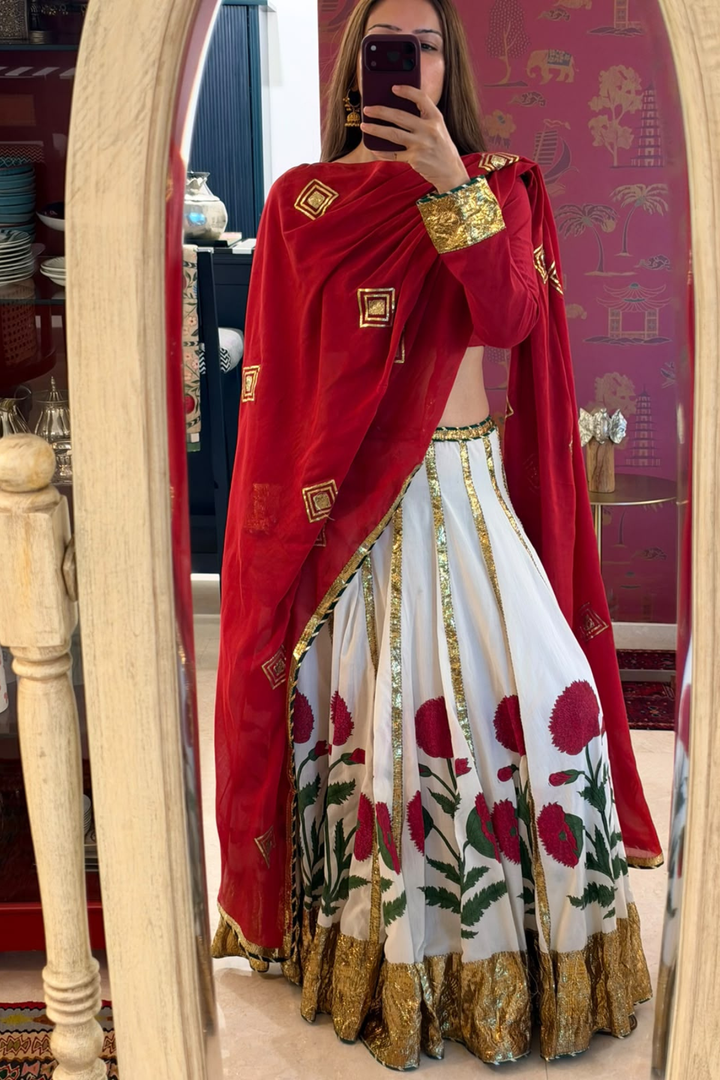Boota Haseena ghagra set (Set of 3)