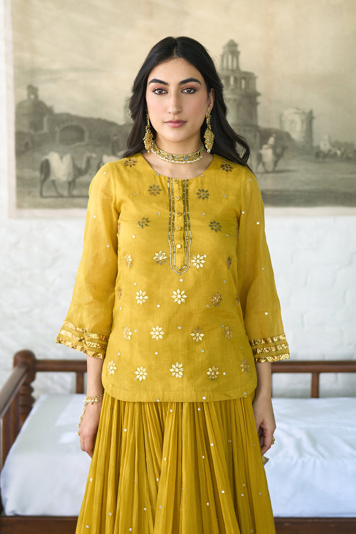 Ombre gota mustard to green embroidered short kurti with ombre skirt and dupatta ( set of 3 ) RTS