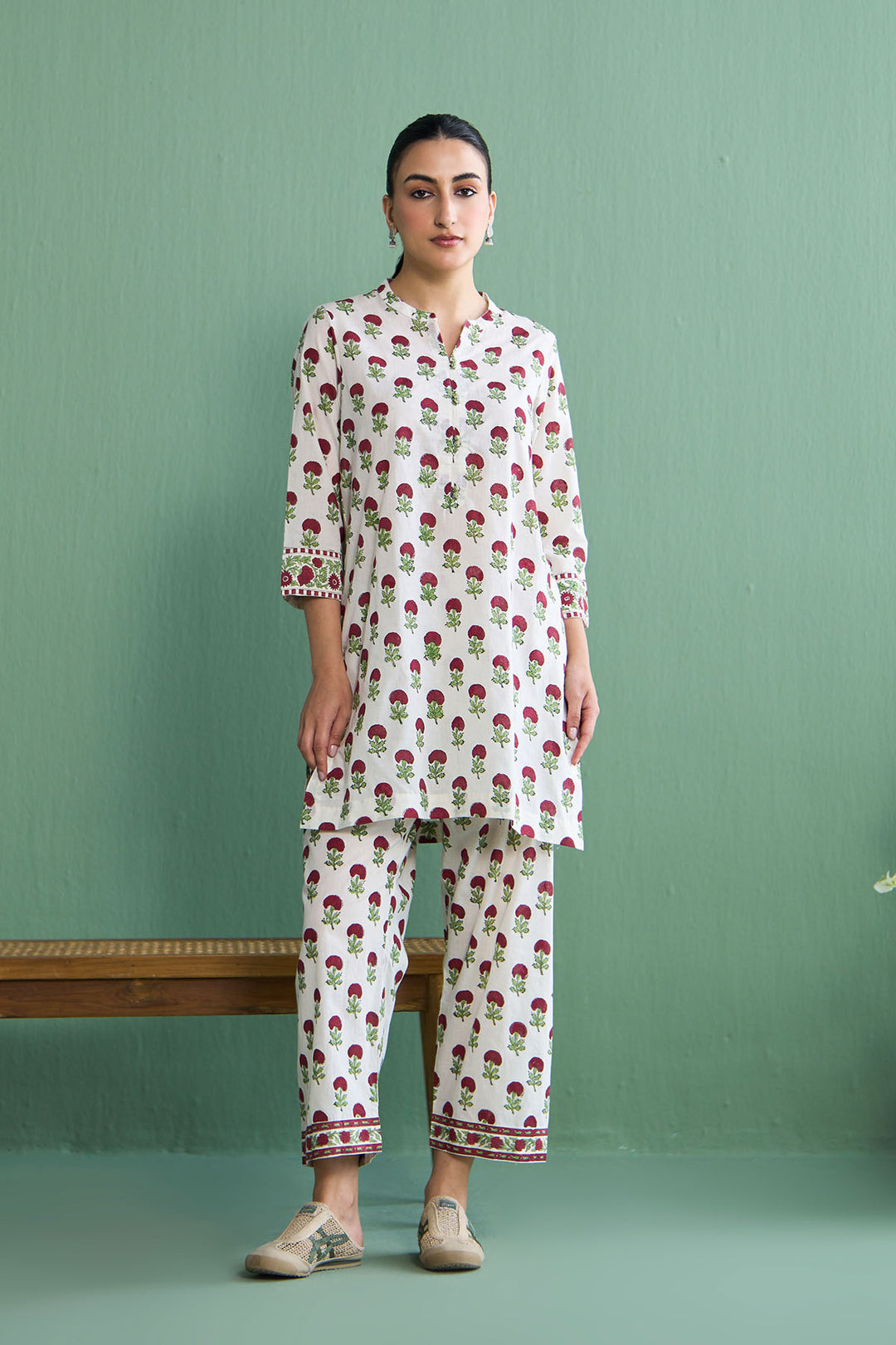 Mughal Summer Red Mughal Booti Jaal Co- Ord Set Set Of 2