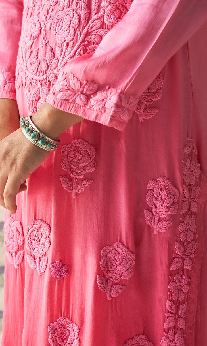 Handcrafted Chikankari Pink Ombre Straight Kurta
