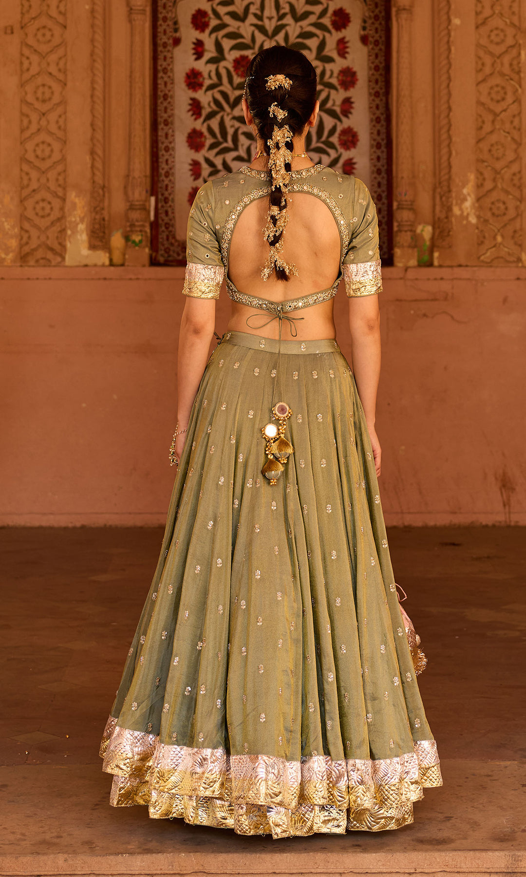 Phillauri 2 ash grey embroidered tissue double layered lehenga with blouse and dupatta (set of 3)