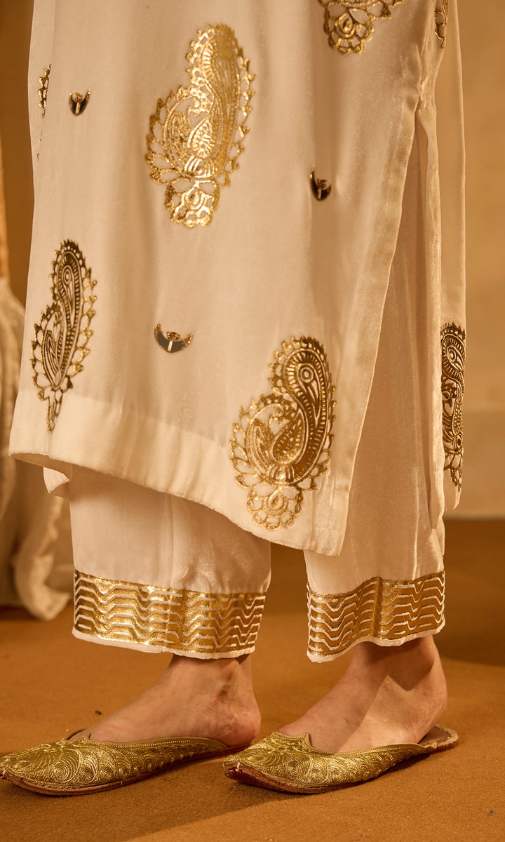 Dilbaro Tissue Ivory Silk Velvet Foil Print Kaftan (Set of 2)