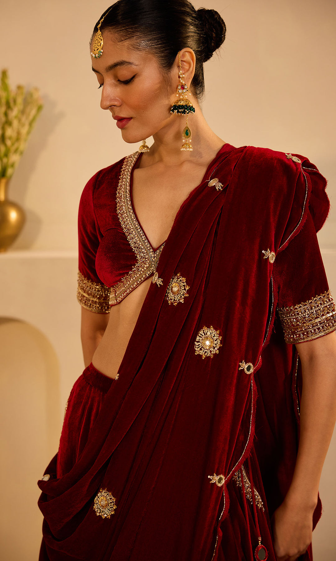 Dilbaro mughals red embroidered lehenga with blouse and shawl (set of 3)