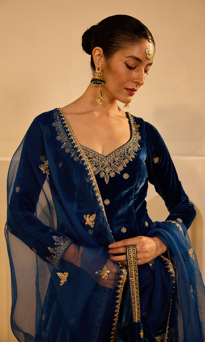 dilbaro mughals sapphire blue embroidered sharara set with dupatta (set of 3)