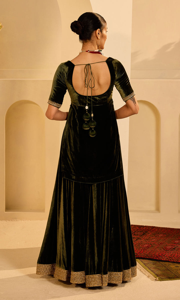 Dilbaro mughals olive green velvet sharara kurti and shawl (set of 3)