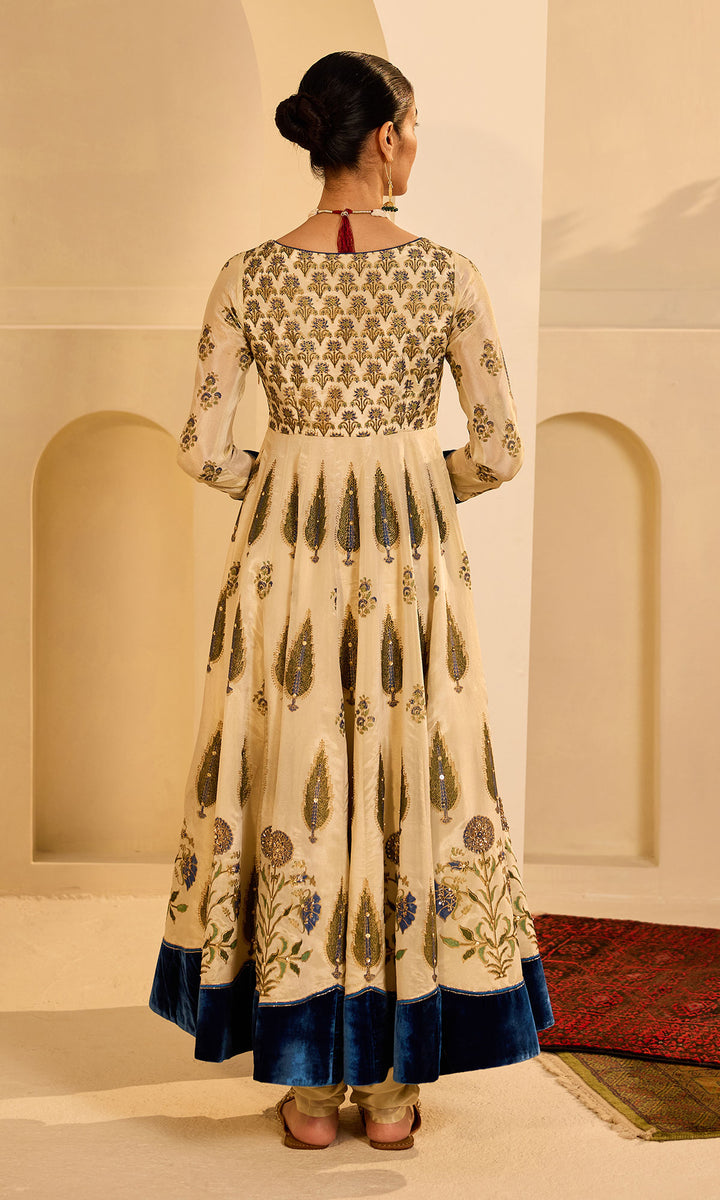 Dilbaro mughals tissue block printed Ivory anarkali with chooridar and saphire blue dupatta (set of 3)