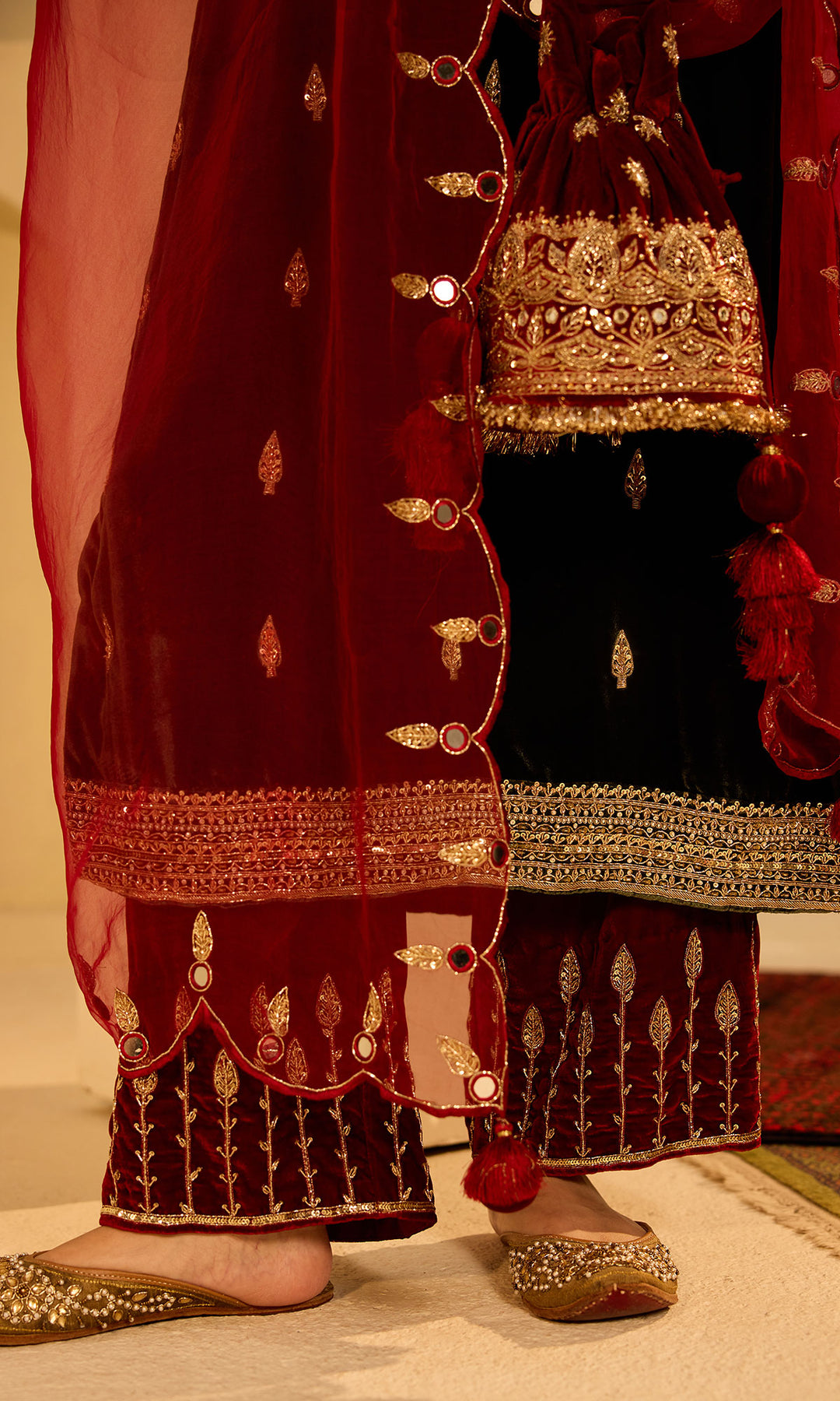 Dilbaro mughals olive green straight kurta with red palazzo and dupatta (set of 3)