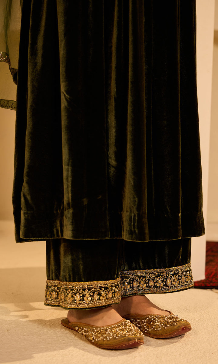 Dilbaro Mughals Olive Green v Neck Anarkali with Palazzo and Dupatta (set of 3)