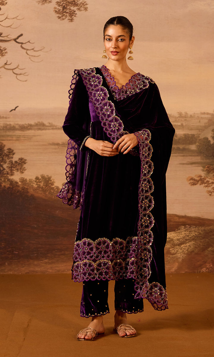 Dilbaro Embroidered Velvets Purple Silk Velvet Cutwork Shawl
