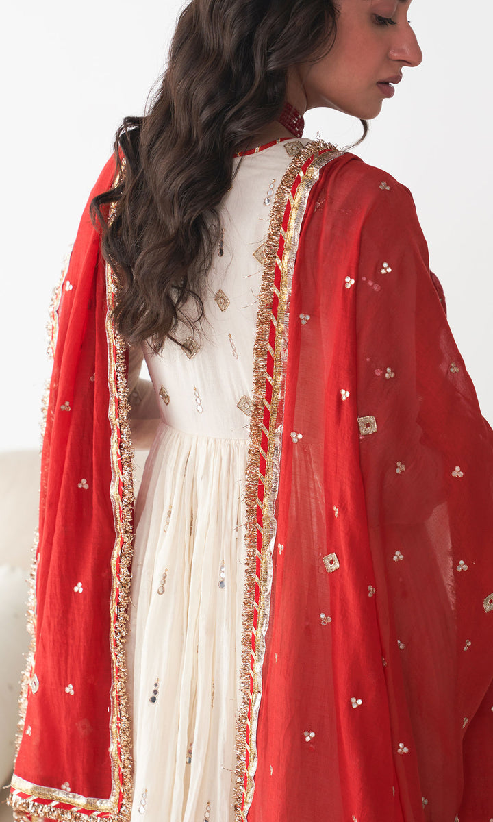 Ishq Off White Garara Set ( Set of 3)