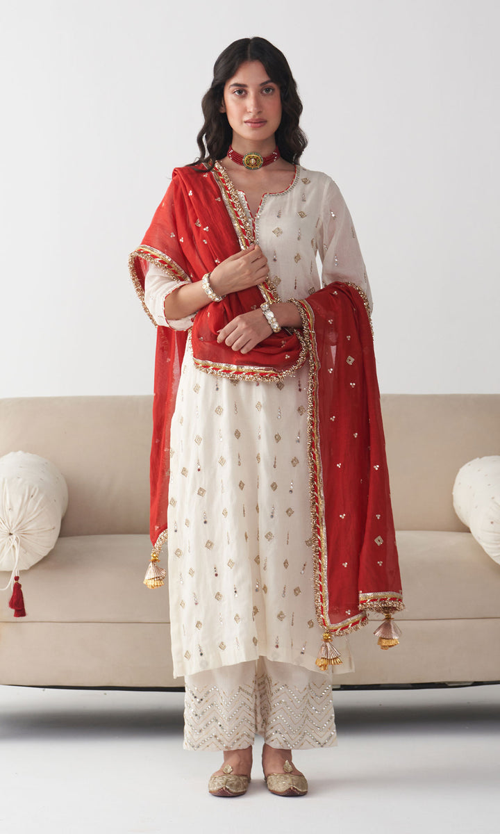 Ishq off white straight kurta with palazzo and dupatta ( set of 3)