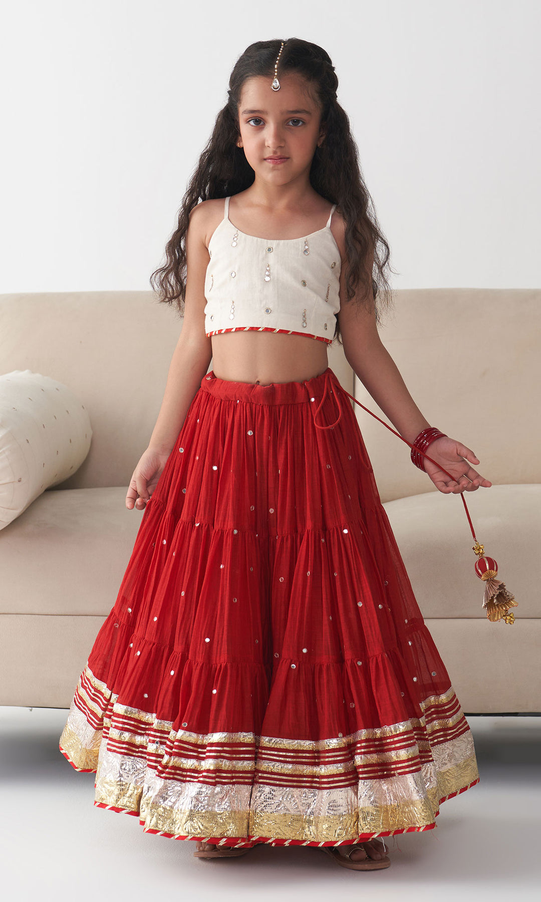 Ishq Red lehanga with blouse and dupatta (set o 3)