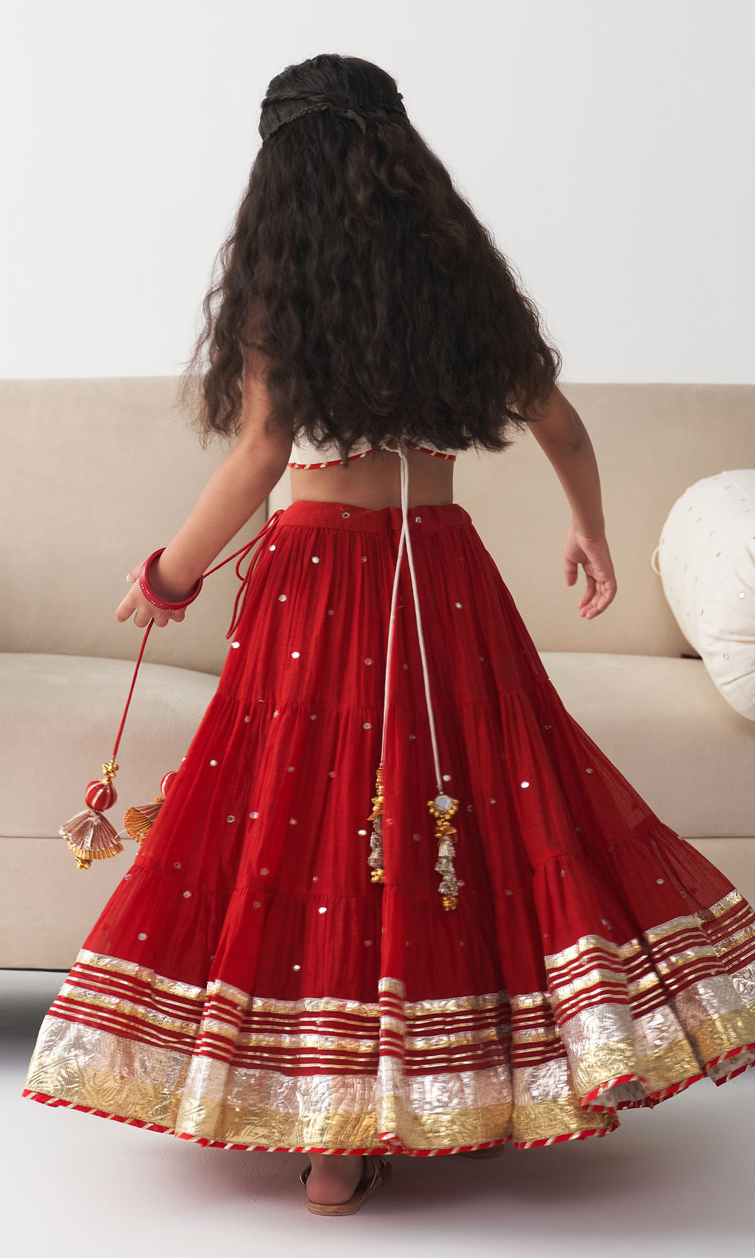 Ishq Red lehanga with blouse and dupatta (set o 3)