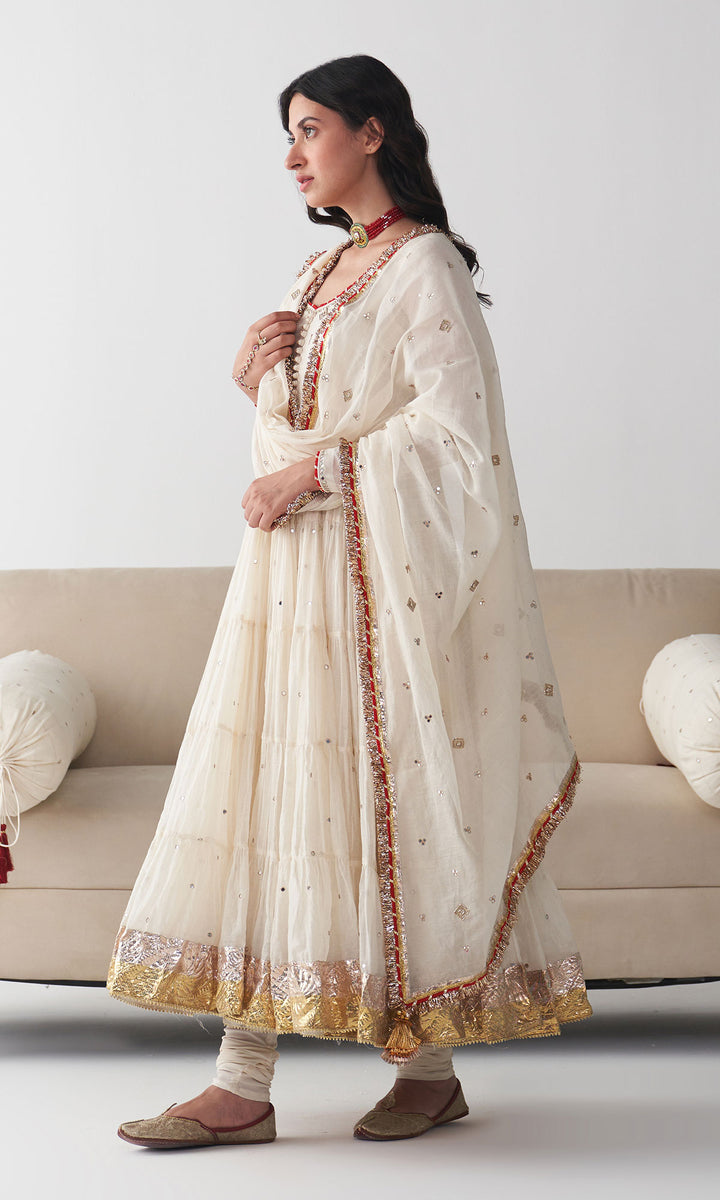 Ishq Off White Tiered Anarkali with Chooridar and Dupatta ( Set of 3)