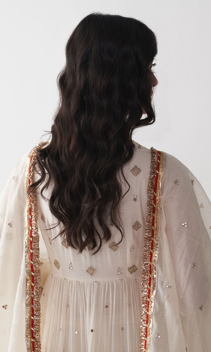 Ishq Off White Tiered Anarkali with Chooridar and Dupatta ( Set of 3)