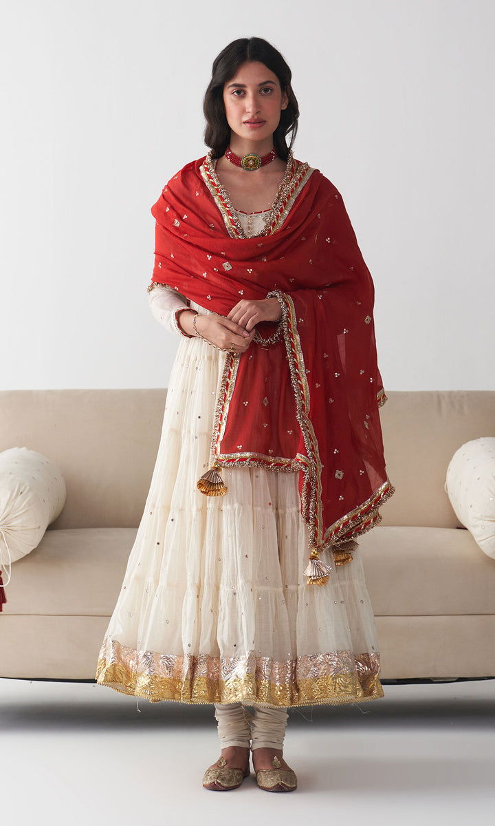 Ishq Off white Tiered anarkali with chooridar and red dupatta ( set of 3)