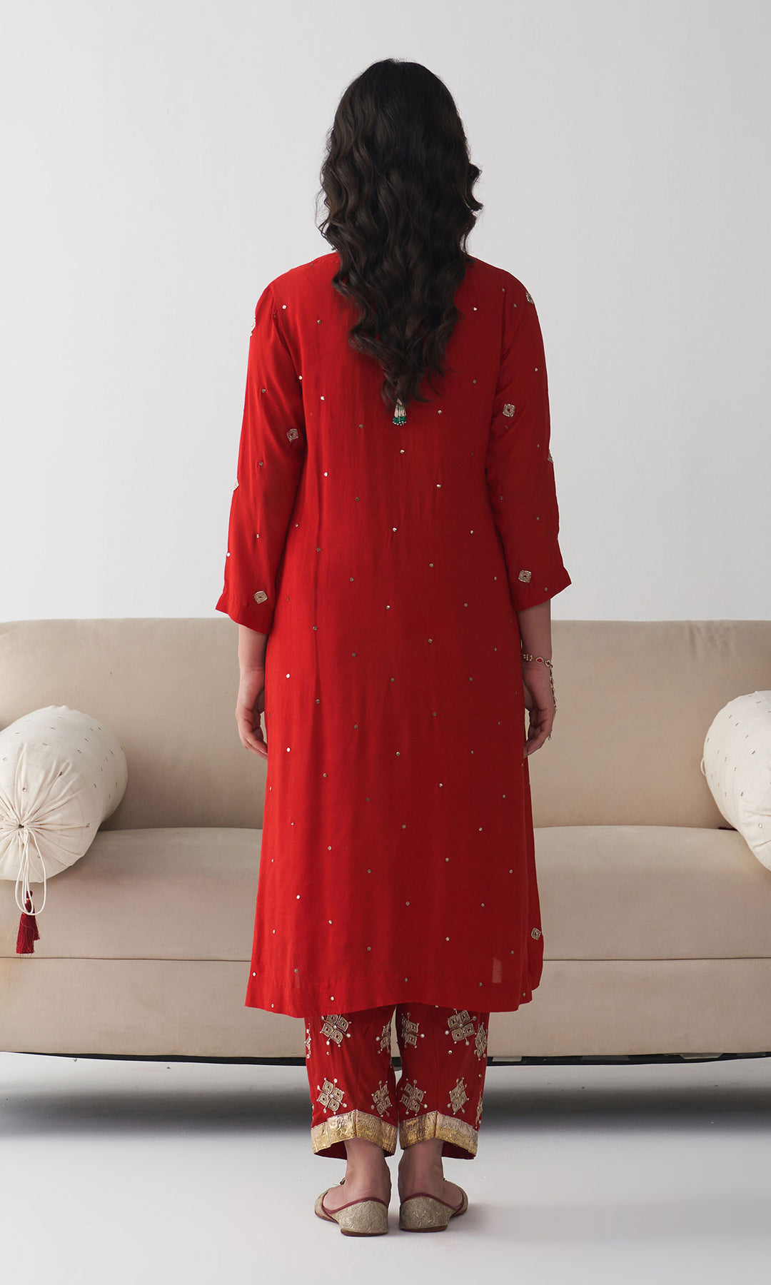 Ishq Red embroidered pintuck kurta with salwar and off white dupatta ( set of 3)