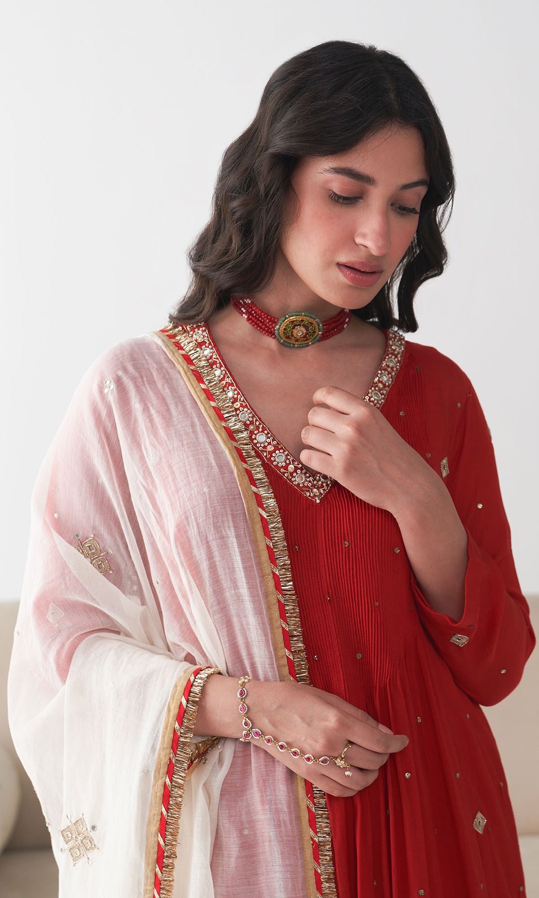 Ishq Red embroidered pintuck kurta with salwar and off white dupatta ( set of 3)