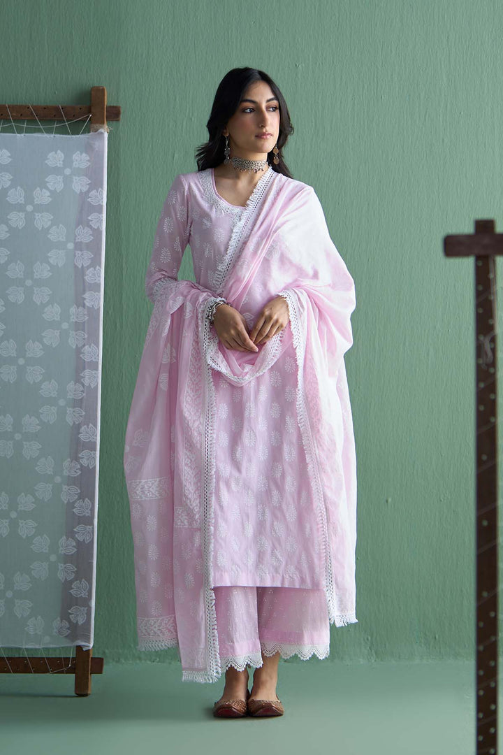 Chhaya Vol 2 Pink Paisley straight kurta with palazzo and dupatta (set of 3)