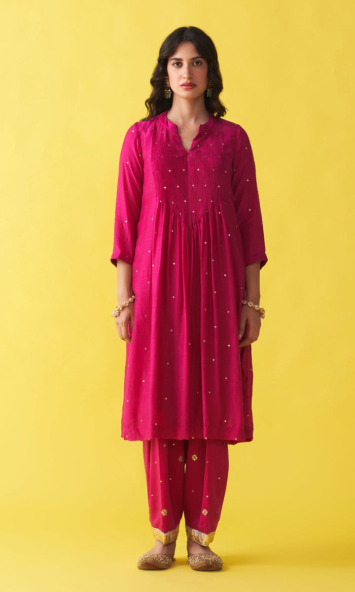 Gulzaar rani pink Solid mukaish pintuck kurta with salwar and dupatta (set of 3)