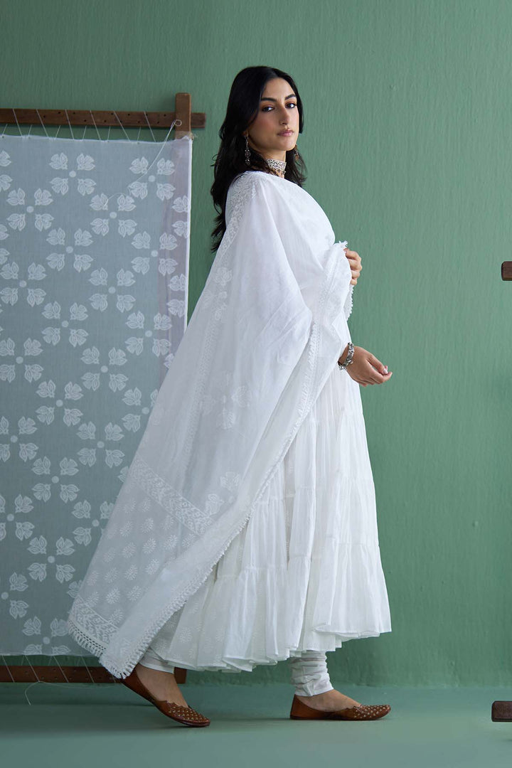 Chhaya Vol 2 White Tiered anarkali with chooridar and dupatta (set of 3)