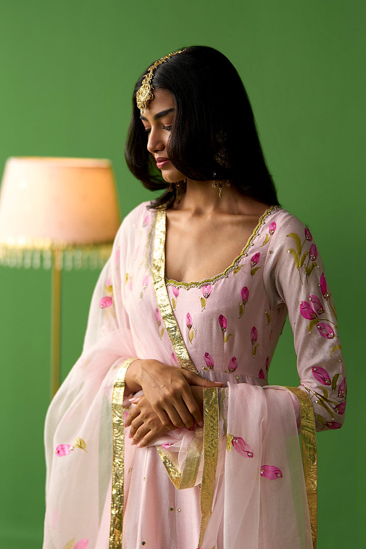 Sirat Vol. 2 Soft Pink Organza Scallope Hand Painted Dupatta