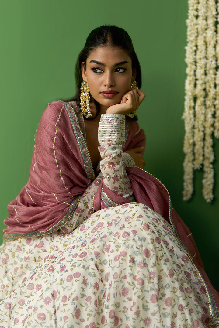 Gulnaar Ivory With Onion Pink Block printed lehenga with blouse and gota work dupatta ( set of 3)