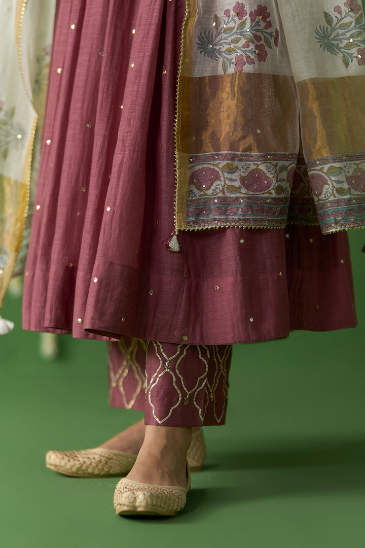 Gulnaar Ivory With Onion Pink solid v neck anarkali with gota embroidered palazzo and block printed dupatta ( set of 3)