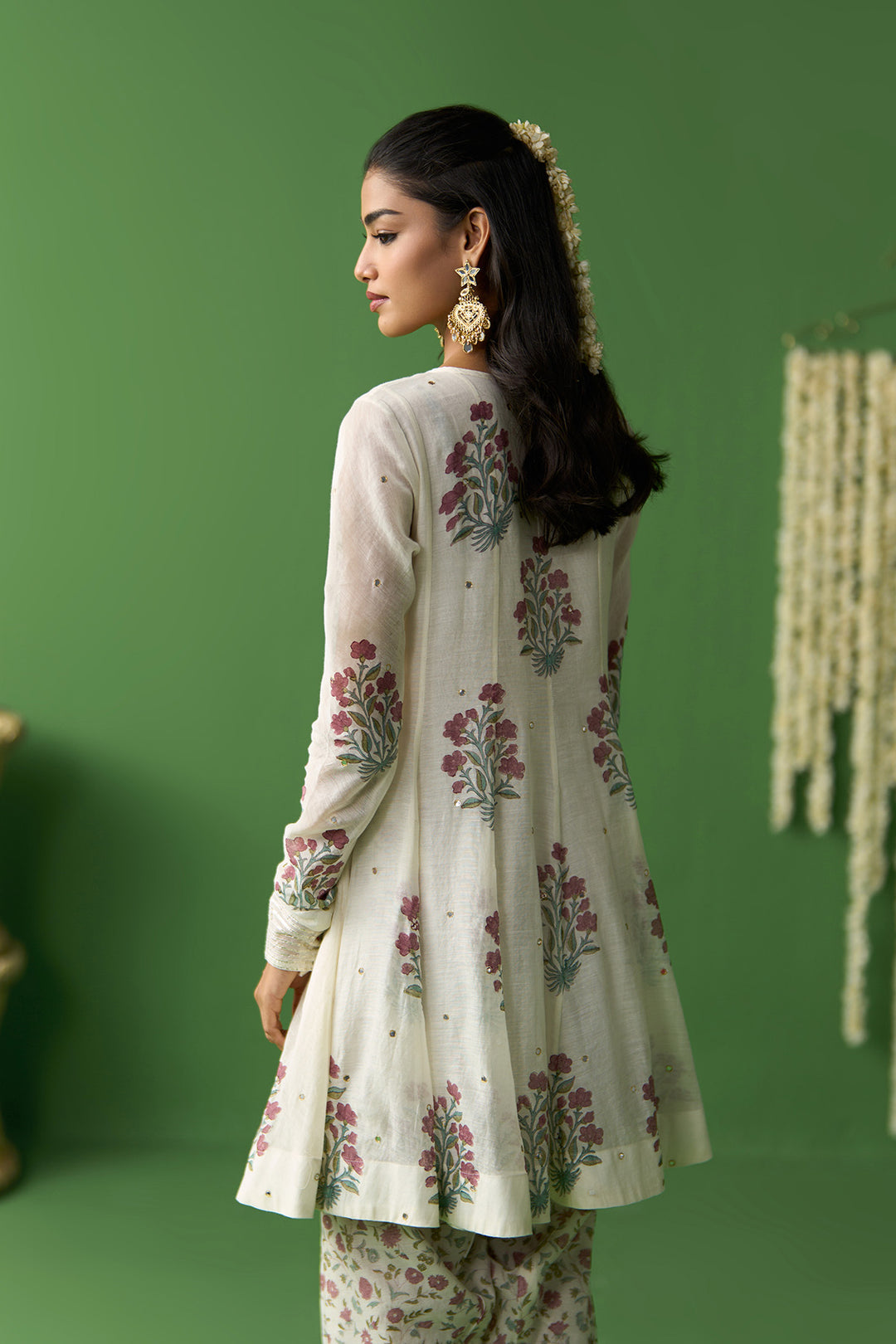 Gulnaar Ivory Block printed short kurta with salwar and dupatta ( set of 3)