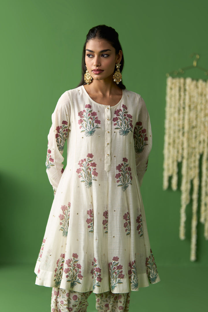 Gulnaar Ivory Block printed short kurta with salwar and dupatta ( set of 3)