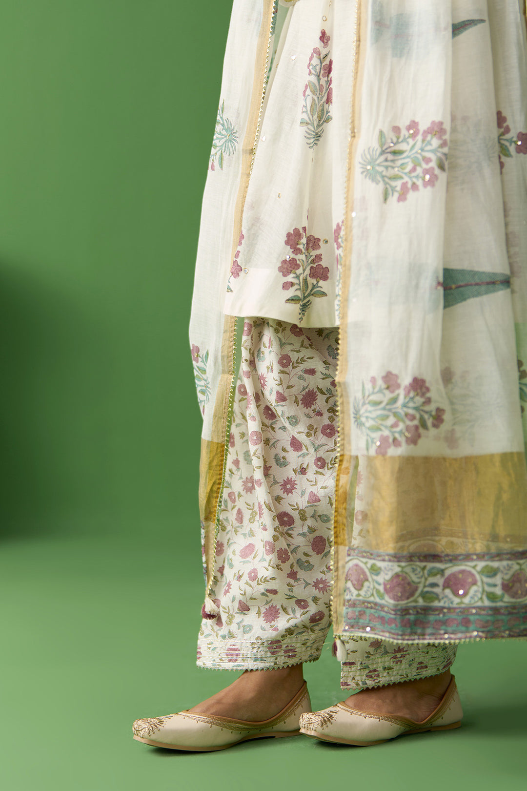 Gulnaar Ivory Block printed short kurta with salwar and dupatta ( set of 3)