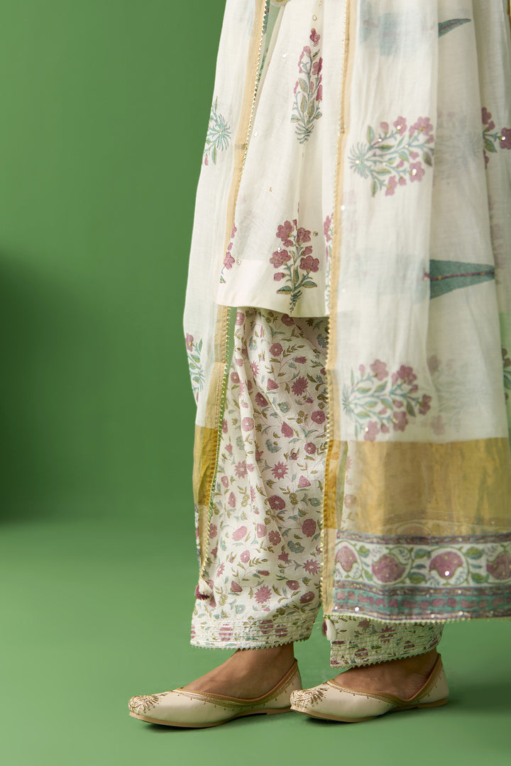 Gulnaar Ivory Block printed short kurta with salwar and dupatta ( set of 3)
