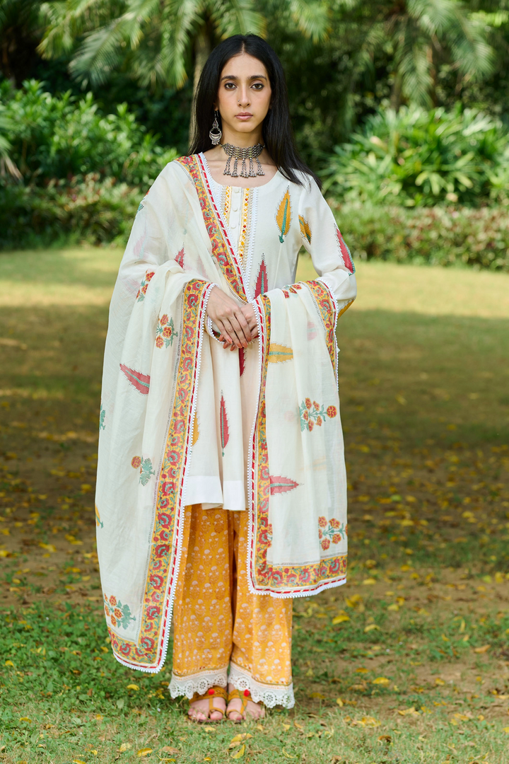 Boota Ivory Leaf Short Anarkali With Farshi Salwar And Dupatta ( Set Of 3)