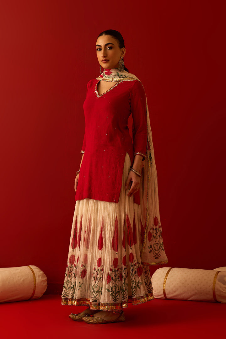 Chaand Raat Red Embroidered Solid Kurta with Mughal Block Printed Skirt with Dupatta (Set of 3)