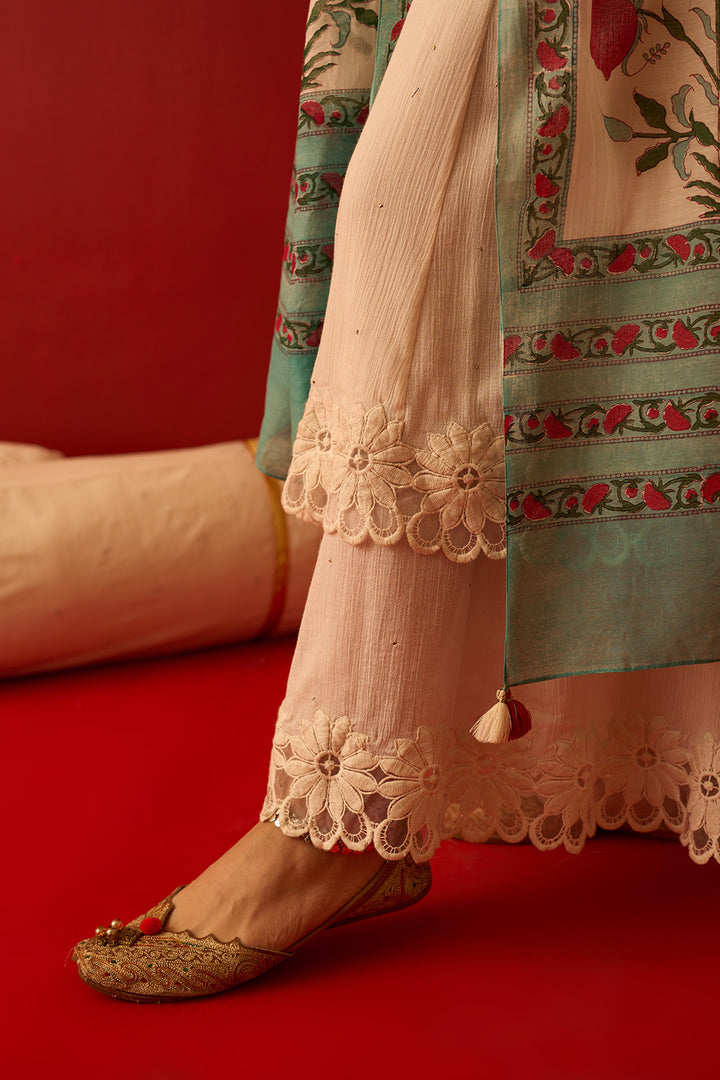 Chaand Raat Off White Solid mukaish kurta with sharara and mughal block print dupatta (set of 3)