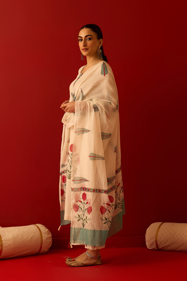 Chaand Raat off white Mughal block printed straight kurta with palazzo and dupatta(set of 3)