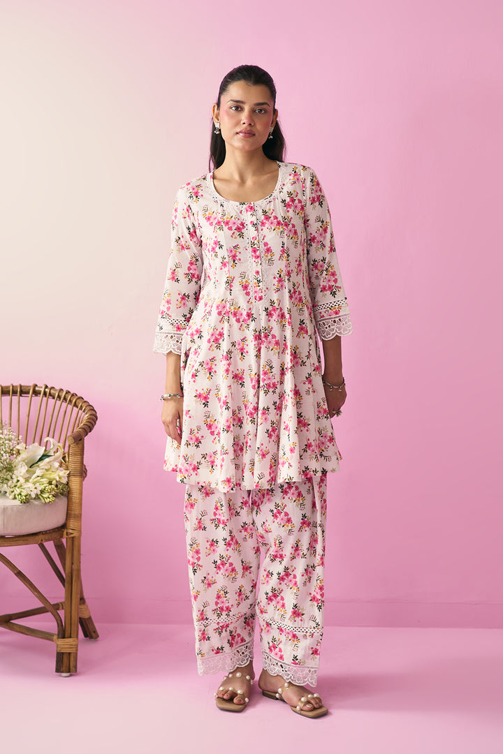 Summer Essentials 26 Off White With Multi Colour Floral Co-Ord Set ( Set Of 2 )