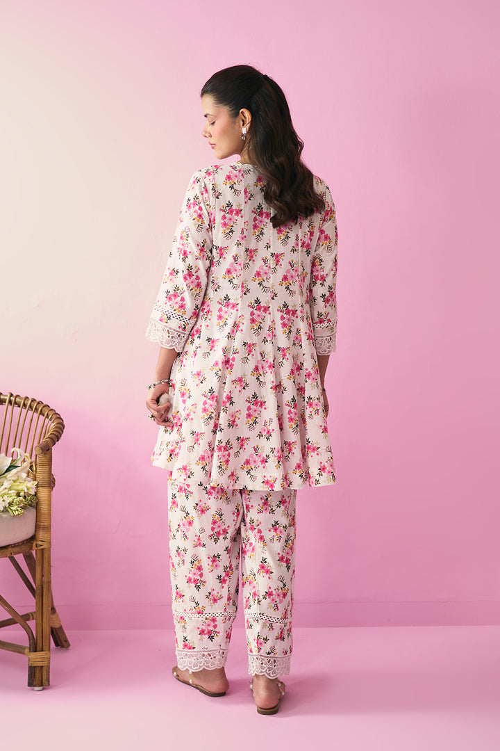 Summer Essentials 26 Off White With Multi Colour Floral Co-Ord Set ( Set Of 2 )
