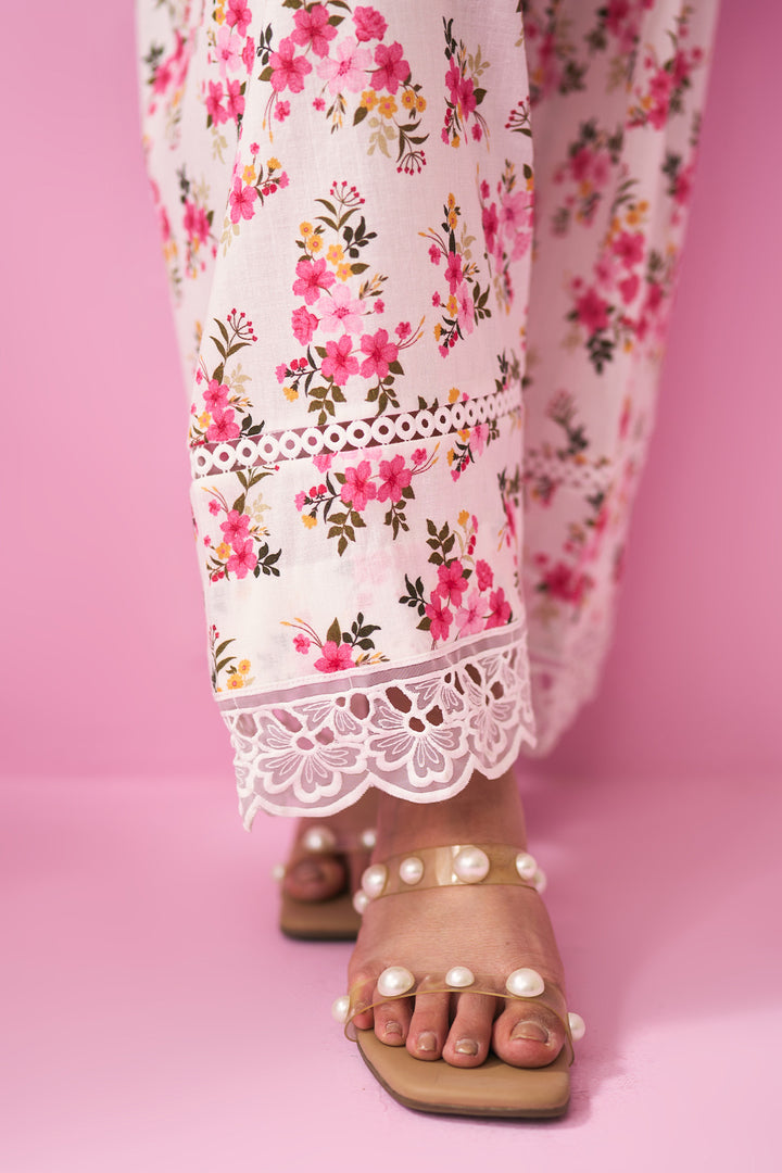 Summer Essentials 26 Off White With Multi Colour Floral Co-Ord Set ( Set Of 2 )