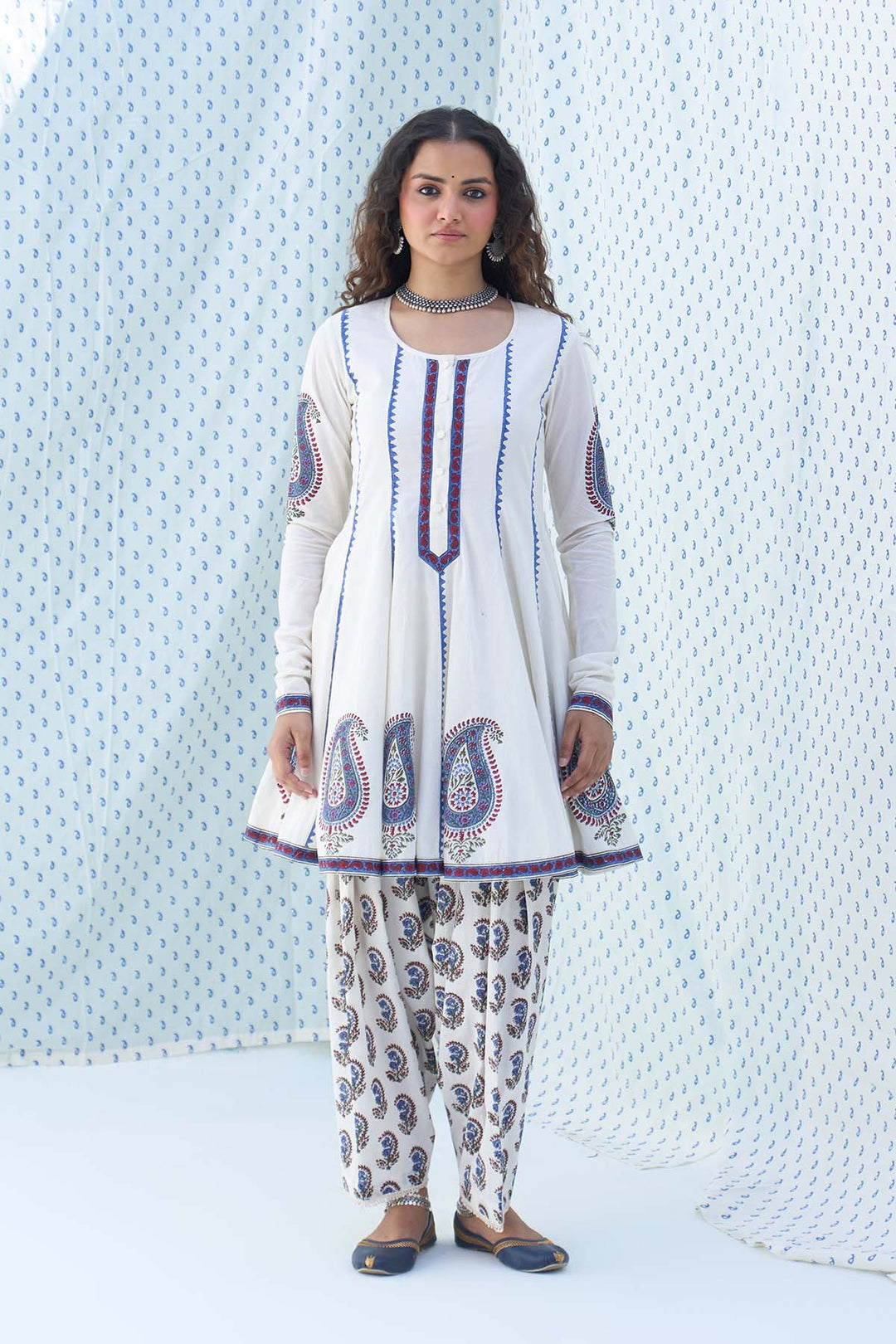 Mehraz kora hand block printed kurta with booti jaal salwar and dupatta ( set of 3 )