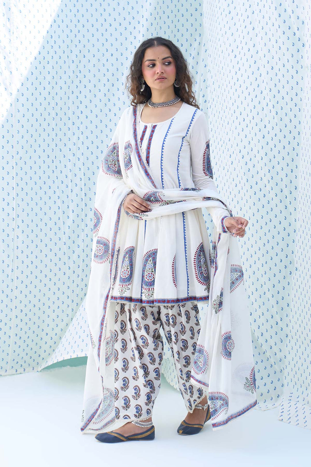 Mehraz kora hand block printed kurta with booti jaal salwar and dupatta ( set of 3 )