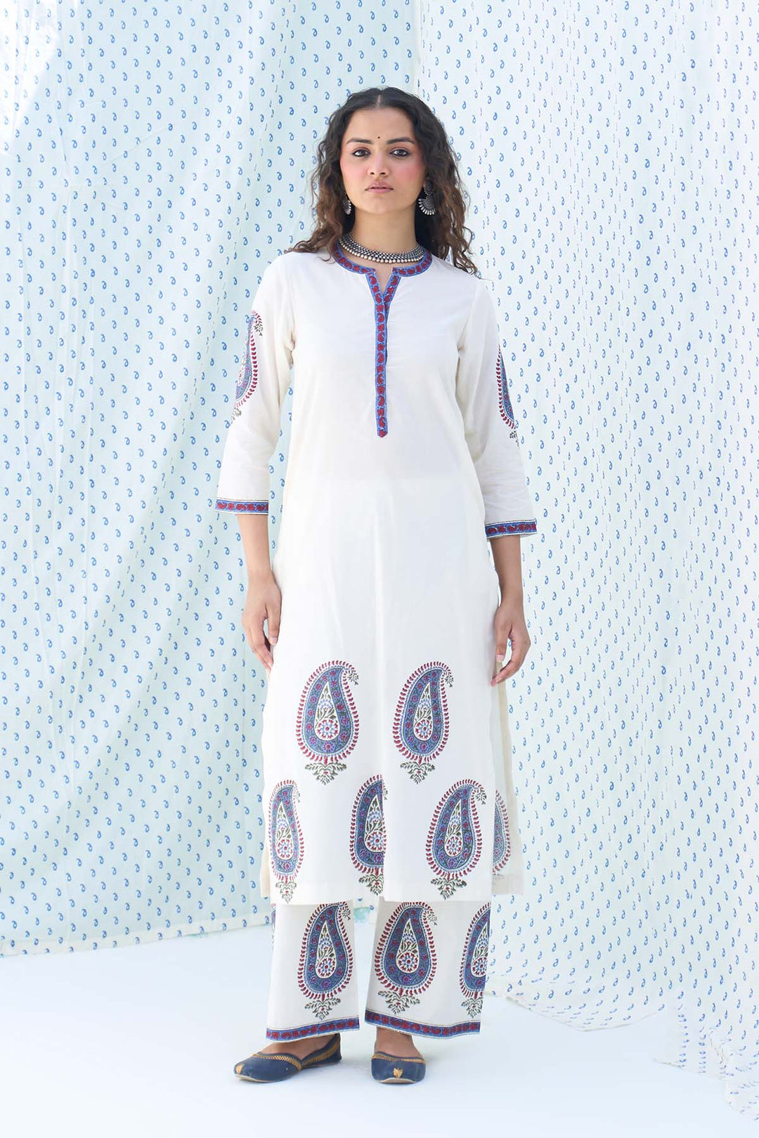 Mehraz kora paisley straight kurta with palazzo ( set of 3 )