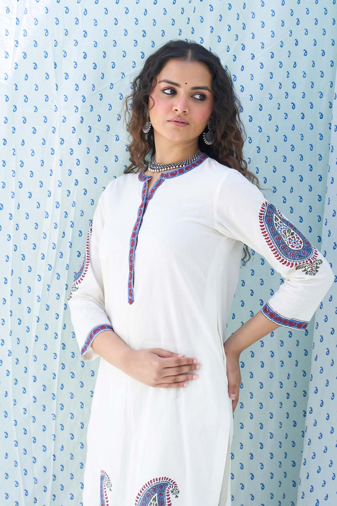 Mehraz kora paisley straight kurta with palazzo ( set of 3 )